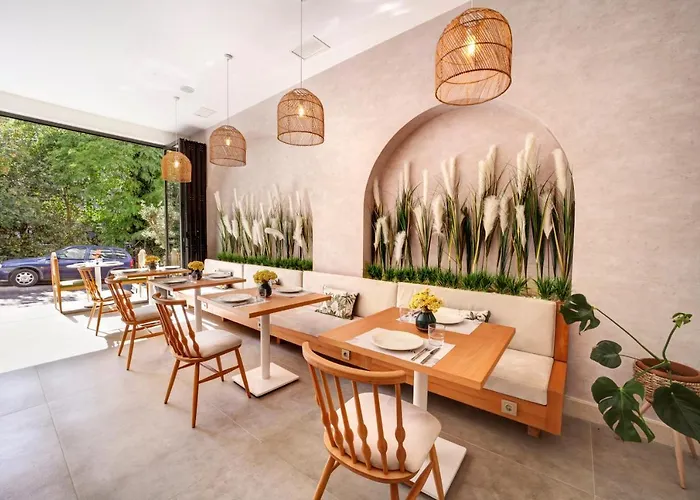 The Pearl Suites
